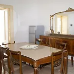 Mararetusa Tourist Appartament For Rent Breve - Ortigia Island Siracusa